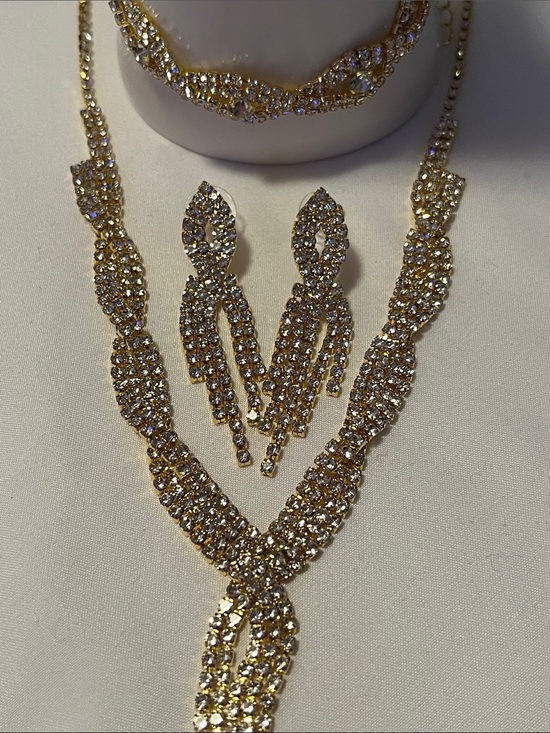 Source Unknown Jewelry - Gold Crystal Necklace, Bracelet & Earrings Set NWT